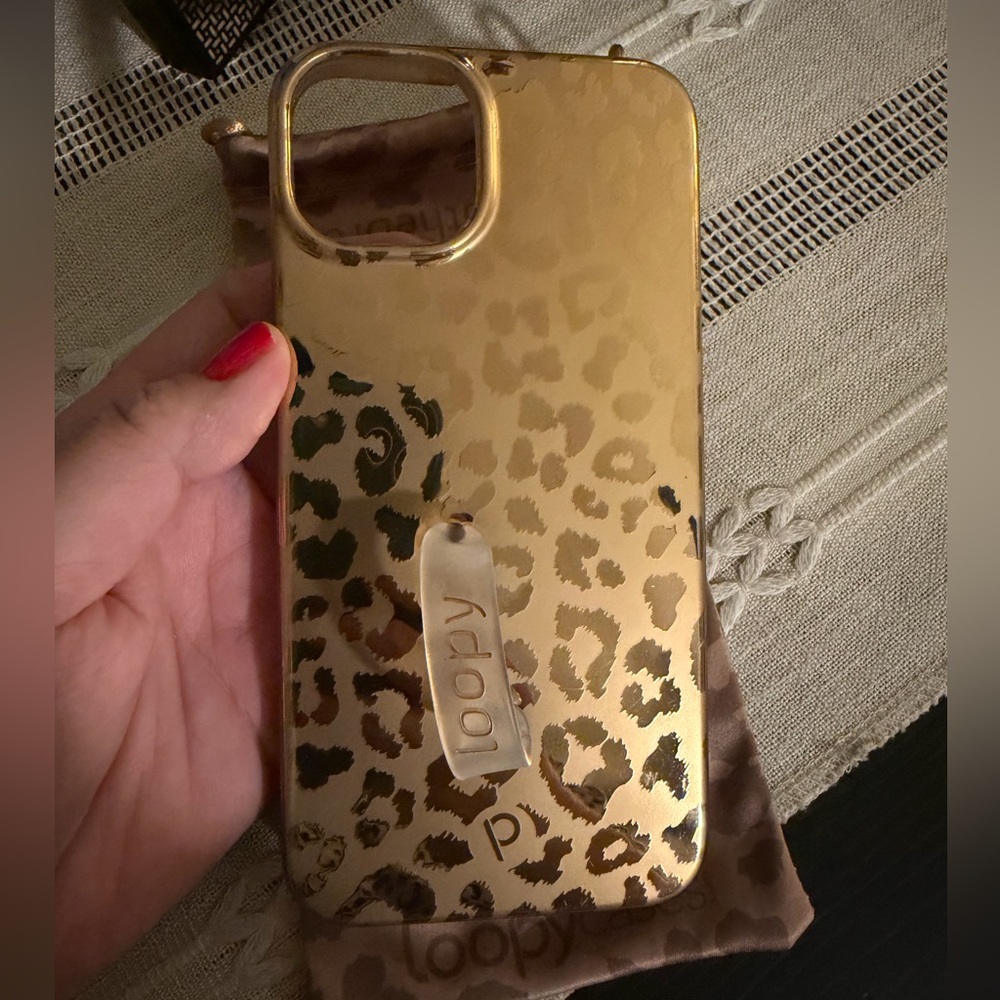 Loopy IPhone 14+ Gold Leopard Phone Case